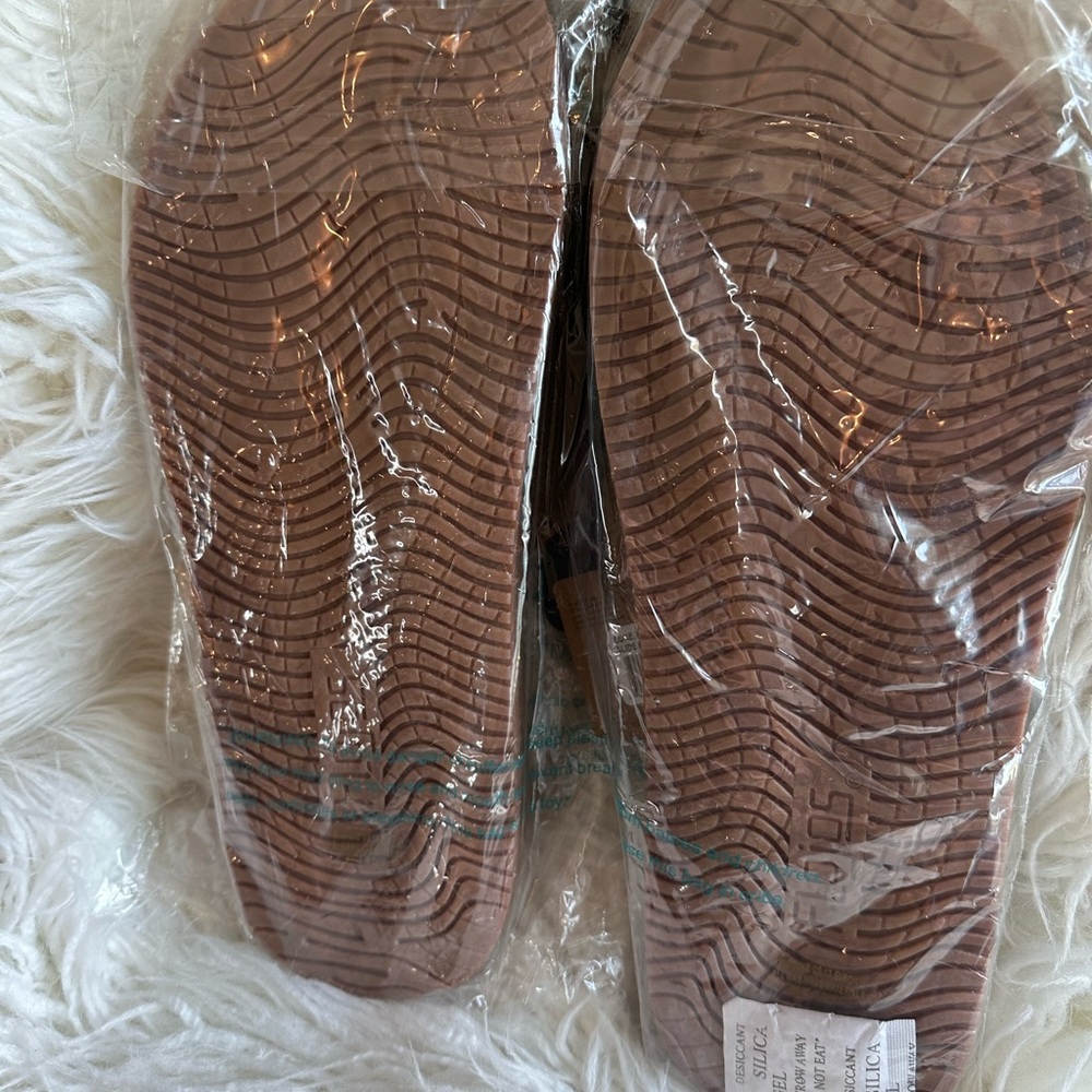 Men’s Flojos Duke Tan Slice Sandals - Picture 4 of 4